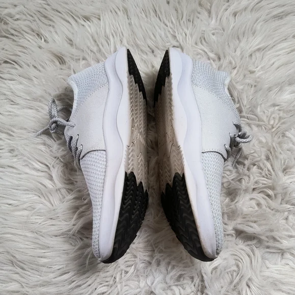 Vessi Everyday Women's White Waterproof Athletic Running Shoes Size 8 - Picture 5 of 10